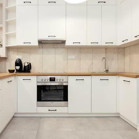 Business Mokotow Park *